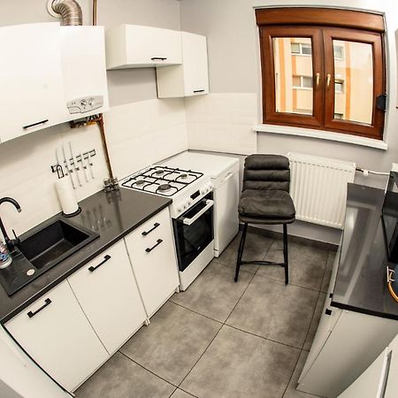 Apartament Ksiazecy Przy Palacu - Klimatyzacja Żagań Bagian luar foto